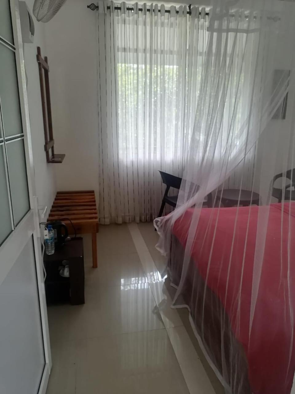 Isuru Homestay Ella Exterior foto